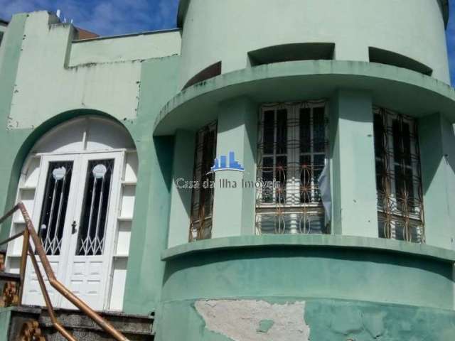 Casa com 3 quartos à venda no Centro, Florianópolis  por R$ 2.335.000