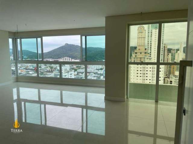 Apartamento de alto padrão a venda no Edificío Puerto Velero no Centro de Balneário Camboriú.