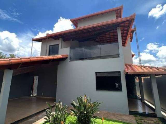 Casa com 4 dormitórios à venda, 220 m² por R$ 850.000,00 - São Bento - Brumadinho/MG