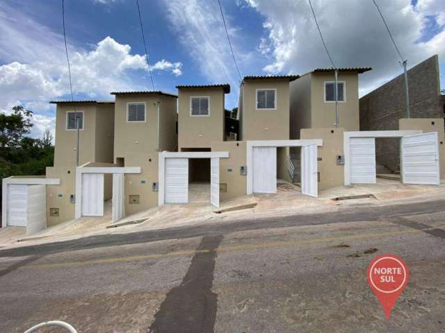 Casa com 2 dormitórios à venda, 65 m² por R$ 350.000,00 - São Conrado - Brumadinho/MG