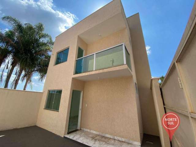 Casa com 3 dormitórios à venda, 94 m² por R$ 280.000,00 - Vila Satélite - Sarzedo/MG