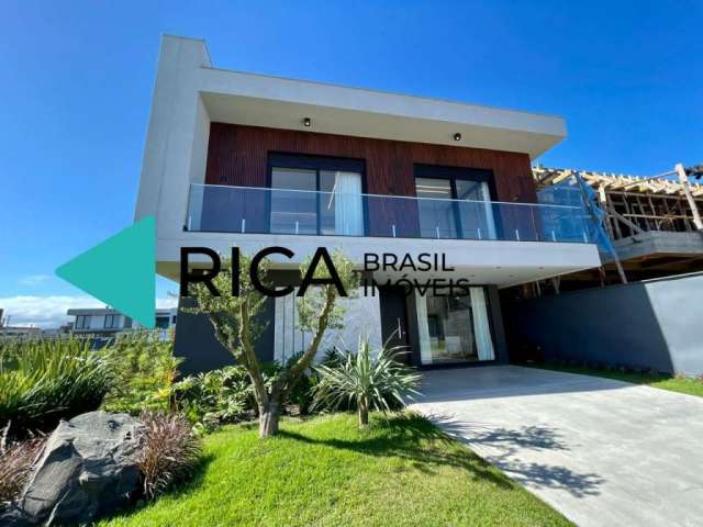Casa em condomínio fechado com 5 quartos à venda na Rio Camisas, 101, Remanso, Xangri-Lá por R$ 3.550.000