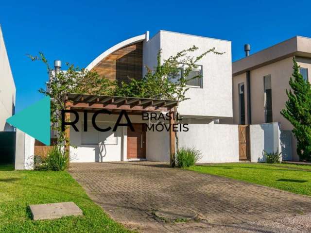 Casa em condomínio fechado com 4 quartos para alugar na Avenida Juca Batista, 8000, Chapéu do Sol, Porto Alegre por R$ 15.000