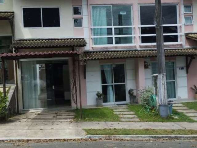 Casa Duplex com 3 quartos à venda em Maceió