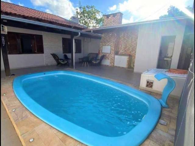 Casa piscina à venda  com 3 quartos