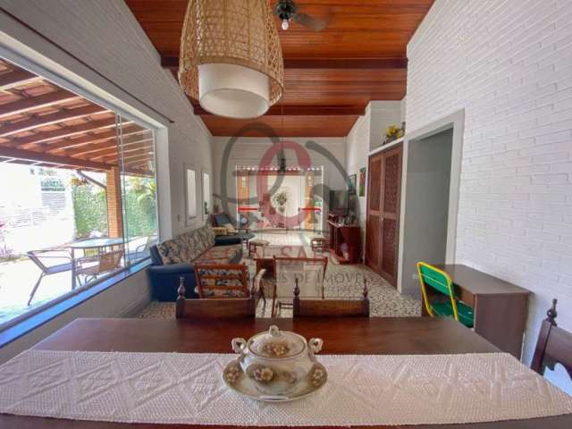 Casa com 5 dormitórios à venda, 200 m² por R$ 900.000,00 - Praia de Itaguá - Ubatuba/SP