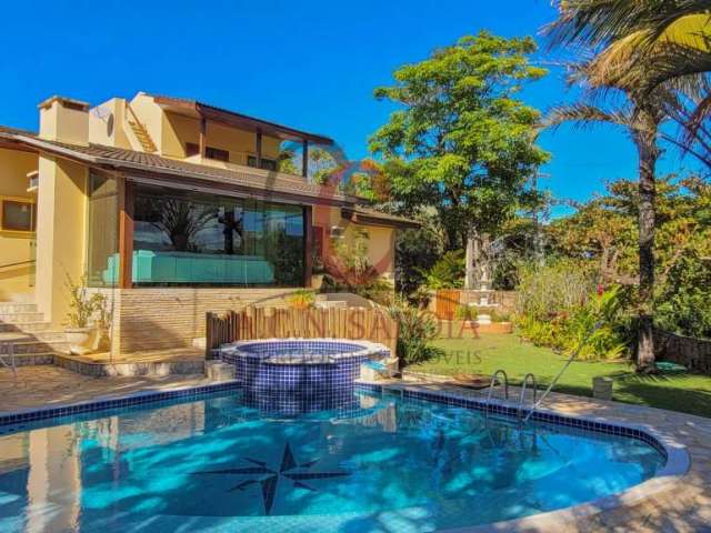 Casa com 4 suítes à venda, 300 m² por R$ 2.990.000,00 - Praia das Toninhas - Ubatuba/SP