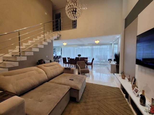 Casa com 3 quartos à venda no Centro, Navegantes , 260 m2 por R$ 2.000.000