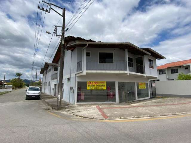 Casa comercial com 1 sala à venda em Poço Grande, Gaspar  por R$ 1.390.000
