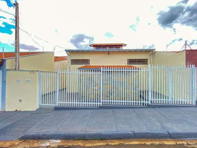 Casa para Venda em Américo Brasiliense, Vila Cerqueira, 1 dormitório, 2 banheiros