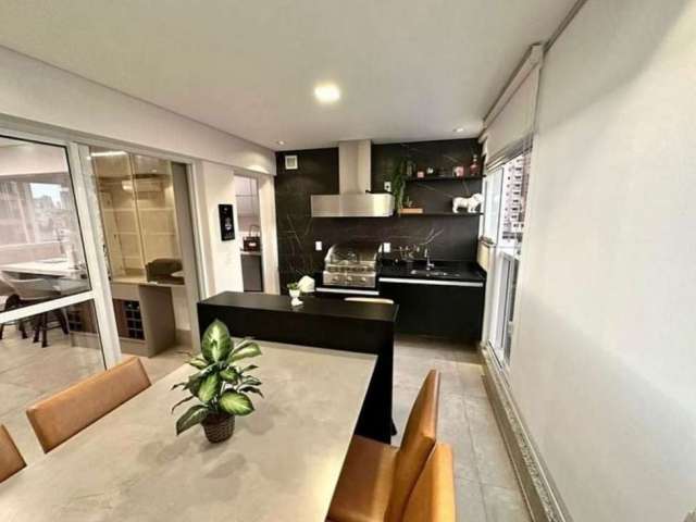 Apartamento à venda com 105m, Varanda Gourmet, 2 dormitórios, 2 suítes, 3 vagas, Tatuapé, São Paulo