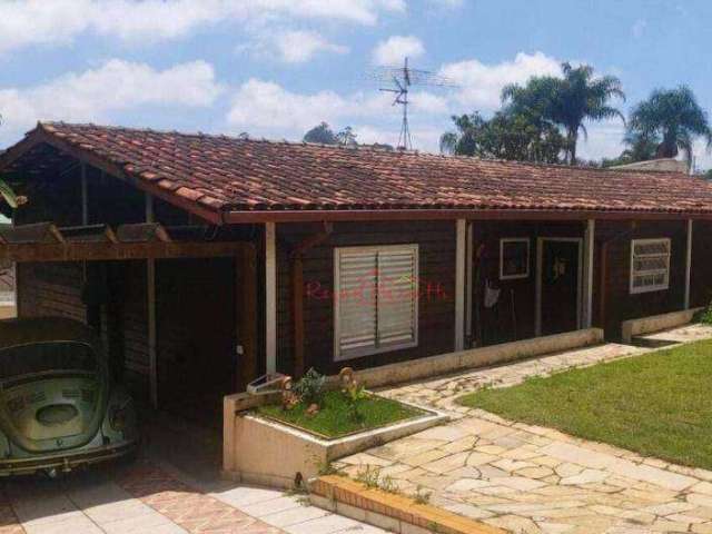 Casa com 2 dormitórios/ 02 suítes para alugar, 250 m² por R$ 4.600/mês - Arujá Country Club - Arujá/SP