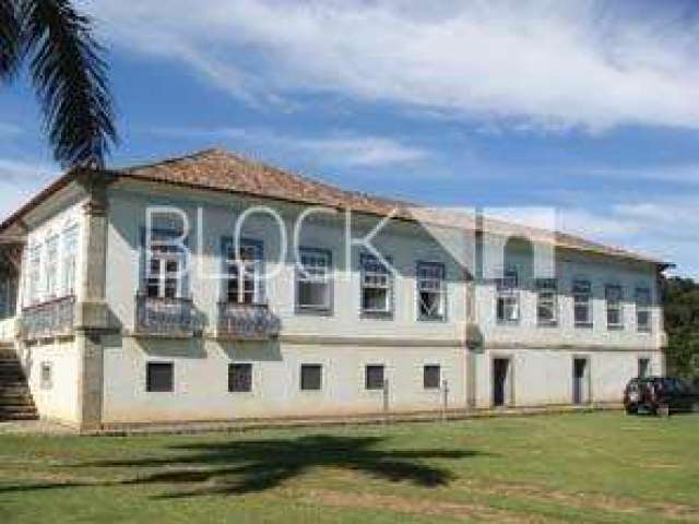 Fazenda com 4 salas à venda na Estrada União Indústria, --, Monte Castelo, Três Rios, 820 m2 por R$ 17.000.000