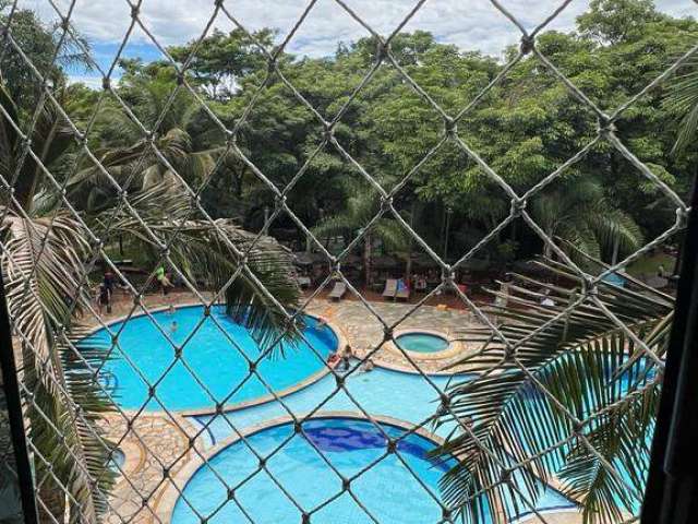 Apartamento de frente para piscina a venda thermas paradise rio quente - go