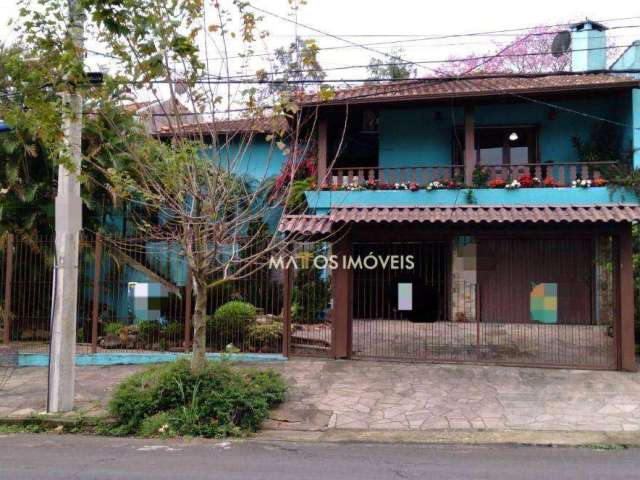 Sobrado com 4 dormitórios à venda, 235 m² por R$ 680.000,00 - Pinheiro - São Leopoldo/RS