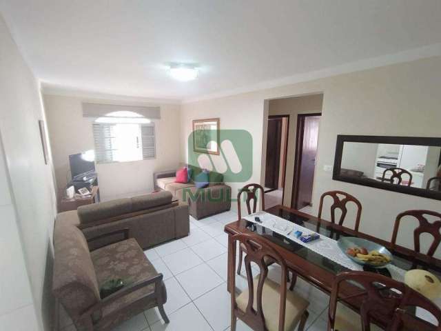 Apartamento com 2 quartos à venda no Maracanã, Uberlândia  por R$ 280.000
