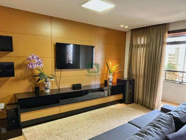 Apartamento com 3 quartos à venda no Martins, Uberlândia  por R$ 900.000