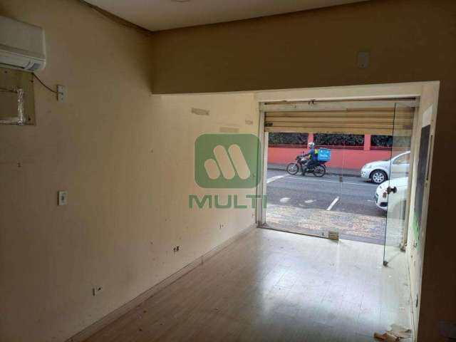 Sala comercial com 1 sala à venda no Centro, Uberlândia  por R$ 375.000