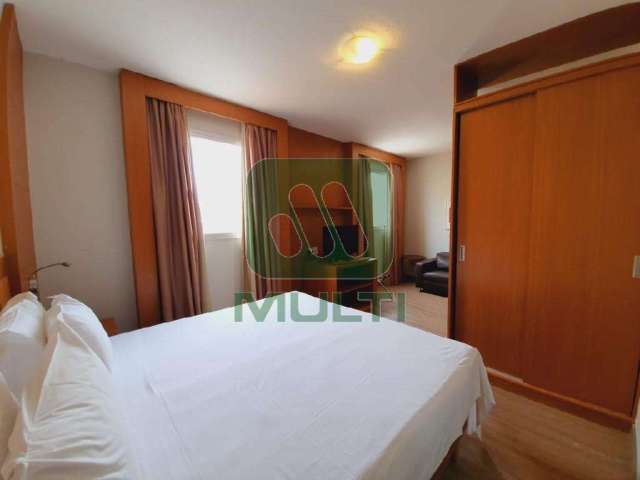 Apartamento com 1 quarto para alugar em Saraiva, Uberlândia  por R$ 2.500
