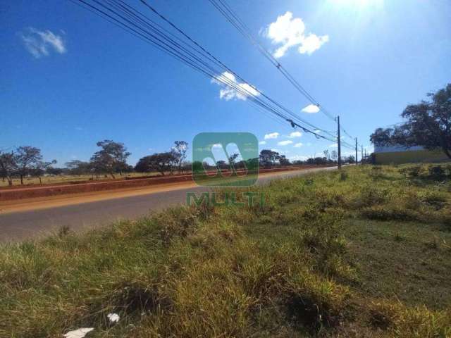 Terreno comercial à venda no Morada Nova, Uberlândia  por R$ 640.000