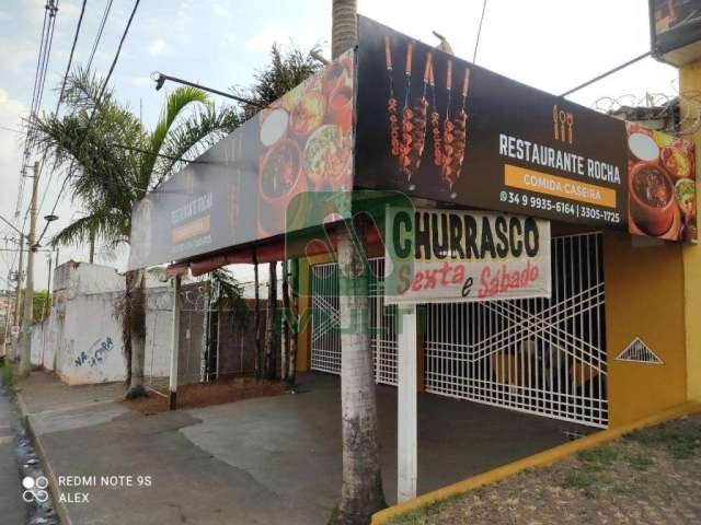Ponto comercial com 1 sala à venda no Chácaras Tubalina, Uberlândia  por R$ 800.000