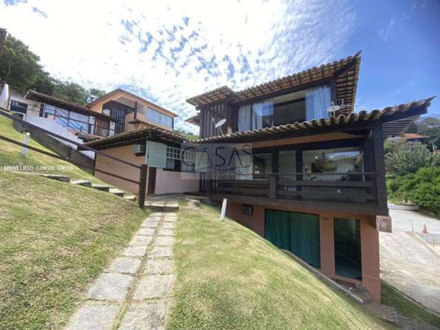 Excelente casa 4 quartos a 200m da praia de João Fernandes à venda
