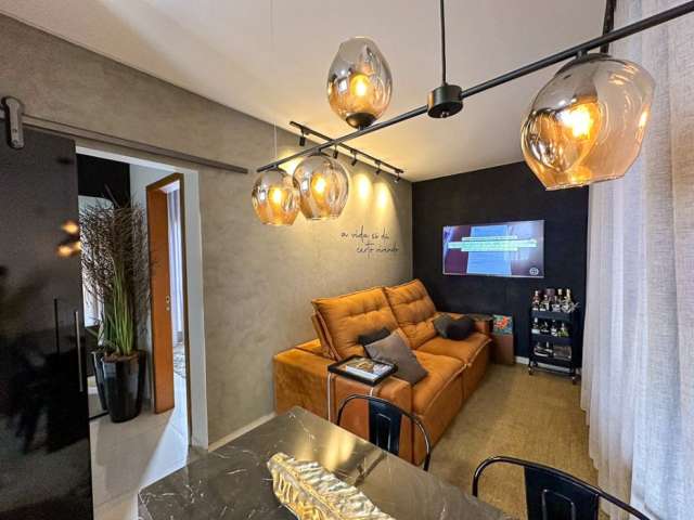 Invista em conforto e estilo: apartamento mobiliado no bairro Sidil, Divinópolis/MG.