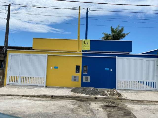 Casa com 2 quartos e 2 banheiros no bairro Belmira Novaes em Peruíbe/SP