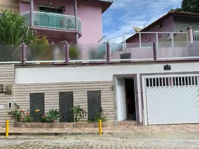 Casa com 4 dormitórios à venda, 361 m² por R$ 1.100.000 - Glória - Macaé/RJ.