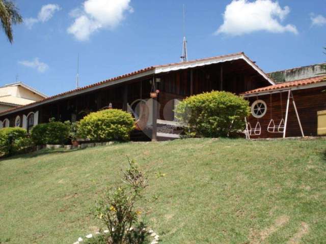 Casa com 4 Quartos para Venda em Itatiba / SP
