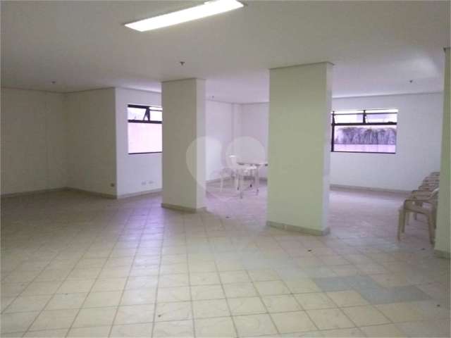 Salão no térreo com 90 m² em frente ao hospital do mandaqui,  próx. ao são camilo.