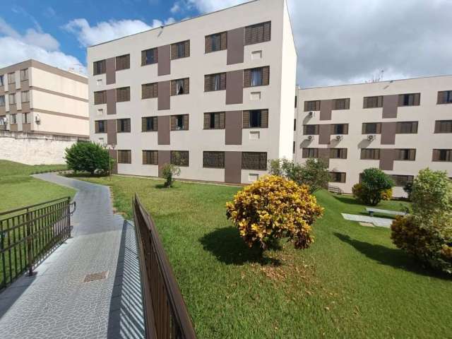 Apartamento em excelente localização, no Edifício Alphaville II, Av. Alexandre Rasgulaeff 3821, próximo ao supermercados cidade Canção da Avenida Morangueira e praça Ouro Preto.