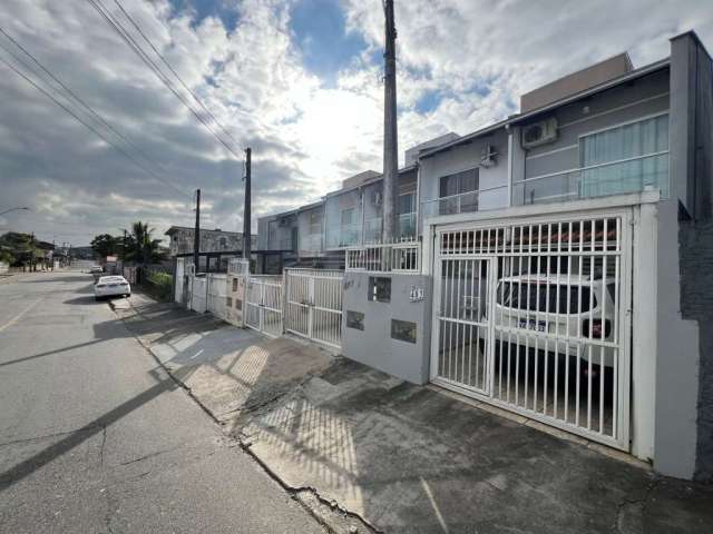 Casa com 2 quartos à venda no Itaum, Joinville , 80 m2 por R$ 350.000