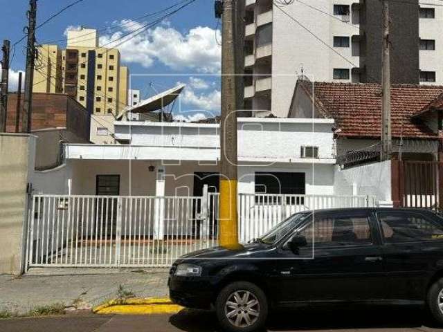 Casa com 2 quartos para alugar no Centro, São Carlos  por R$ 3.334