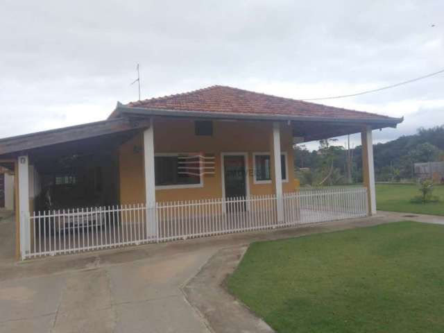 Chácara a Venda no Parque Residencial Alvorada em Caçapava