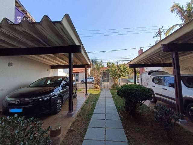 Casa para venda em Vila Oliveira de 259.00m² com 3 Quartos e 6 Garagens