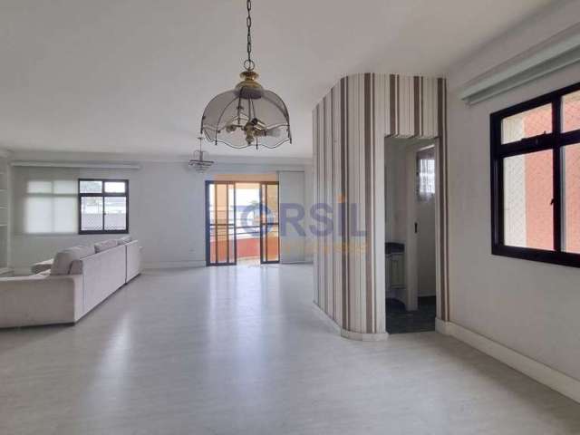 Apartamento para venda em Centro de 245.00m² com 4 Quartos, 1 Suite e 3 Garagens