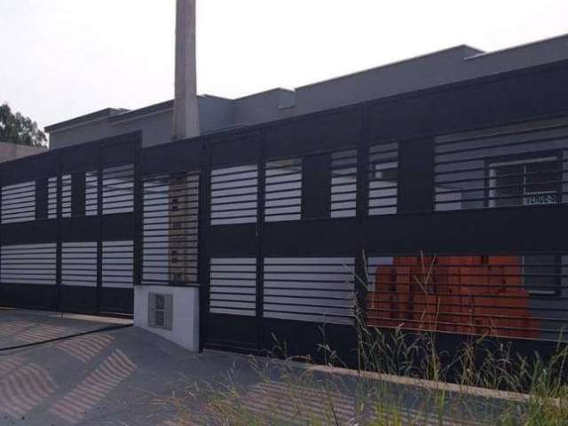 Casa para venda e aluguel em Estrada Da Barra de 48.00m² com 2 Quartos e 7 Garagens