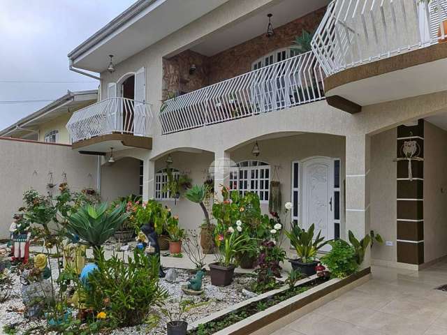 Casa para venda em Atuba de 288.00m² com 4 Quartos, 1 Suite e 4 Garagens