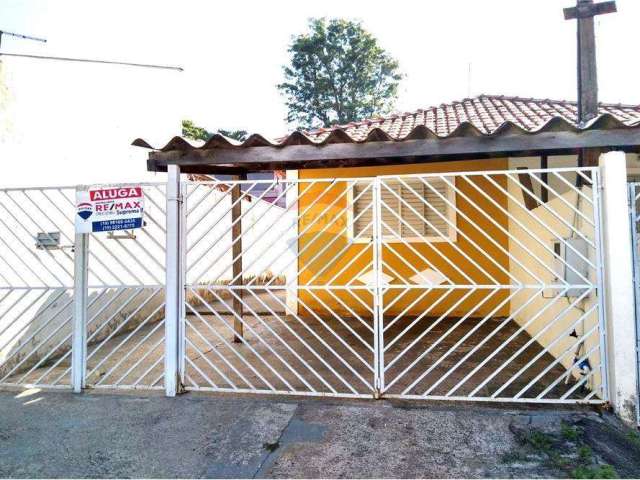 Casa para alugar em Jardim Luiz Cia de 68.60m² com 2 Quartos e 1 Garagem