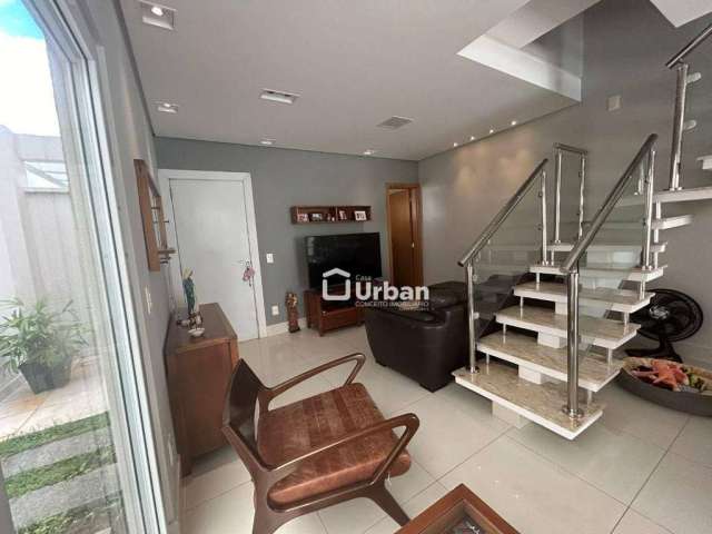 Casa para venda em Granja Viana de 105.00m² com 3 Quartos, 1 Suite e 2 Garagens