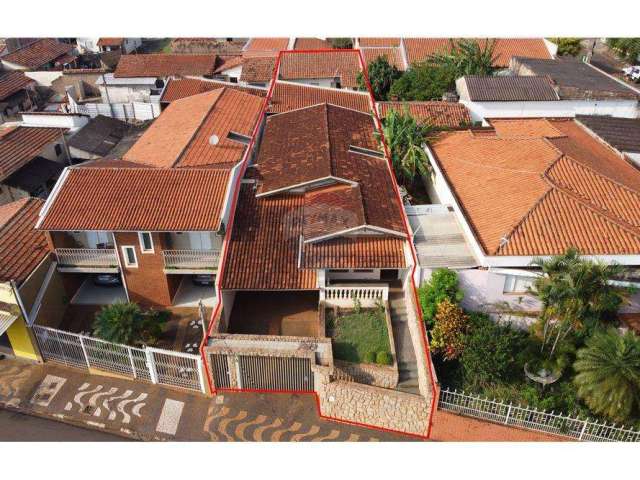 Casa para venda em Jardim Rosana de 212.35m² com 5 Quartos e 1 Suite