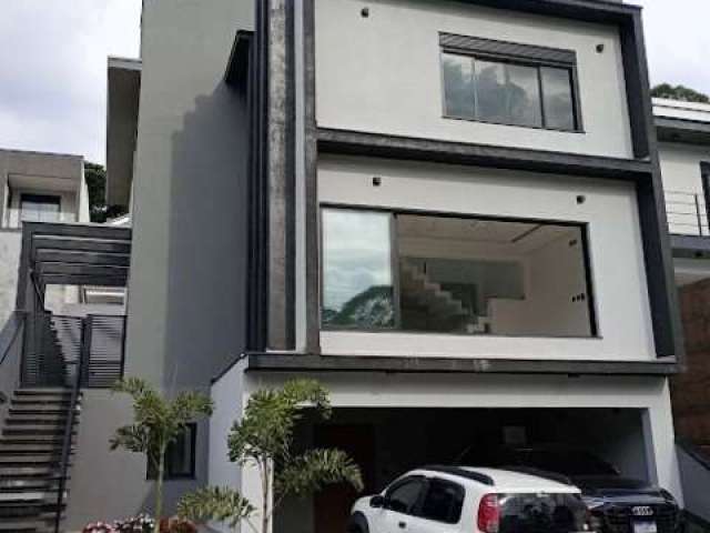 Casa para venda em Mogi Moderno de 250.00m² com 3 Quartos, 3 Suites e 4 Garagens