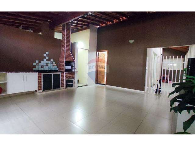 Casa para venda em Jardim Da Balsa Ii de 130.00m² com 3 Quartos, 1 Suite e 2 Garagens