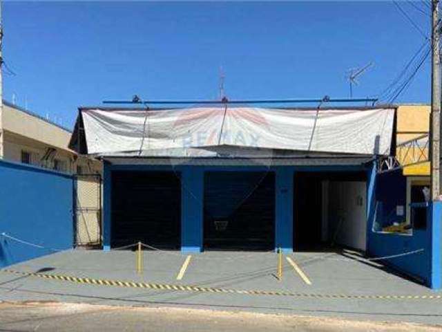 Imóvel Comercial para venda em Santa Cruz de 199.29m² com 3 Garagens