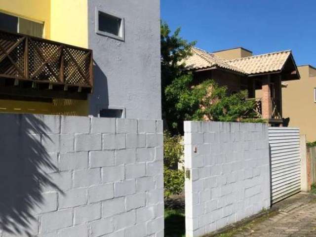 Casa para Venda em Florianópolis, Campeche, 2 dormitórios, 2 suítes, 3 banheiros, 1 vaga