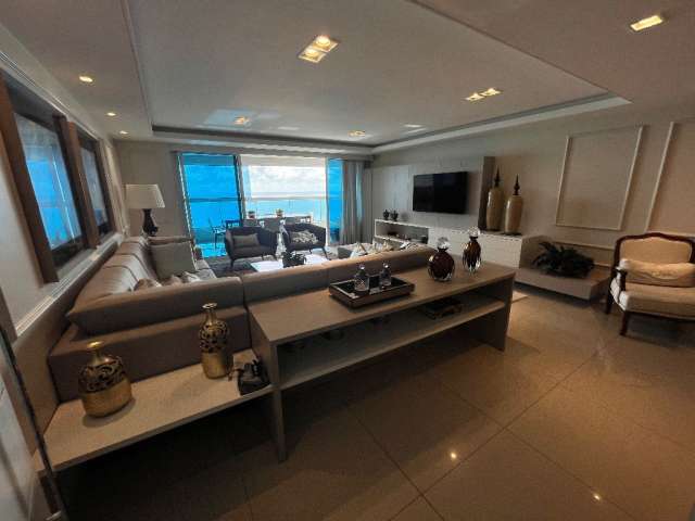 Apartamento 245m², andar alto, vista definitiva, 3 suítes, DCE, lazer completo R$ 3.300.000,00