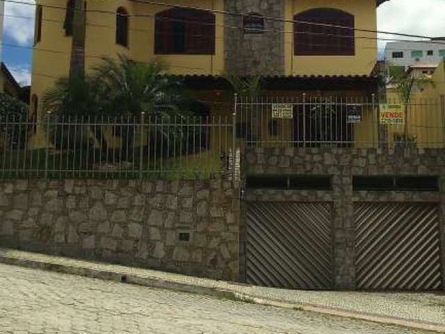 Casa com 5 dormitórios à venda, 400 m² por R$ 1.250.000,00 - Quintas das Avenidas - Juiz de Fora/MG