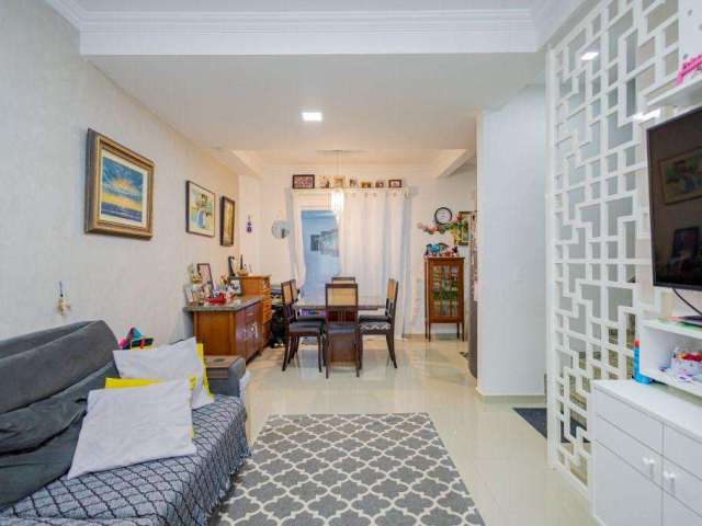 Sobrado com 3 dormitórios à venda, 87 m² por R$ 460.000,00 - Santa Cândida - Curitiba/PR