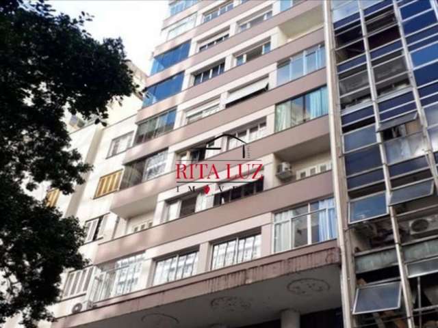 Apartamento com 3 quartos à venda na Avenida Senador Salgado Filho, 212, Centro Histórico, Porto Alegre por R$ 320.000
